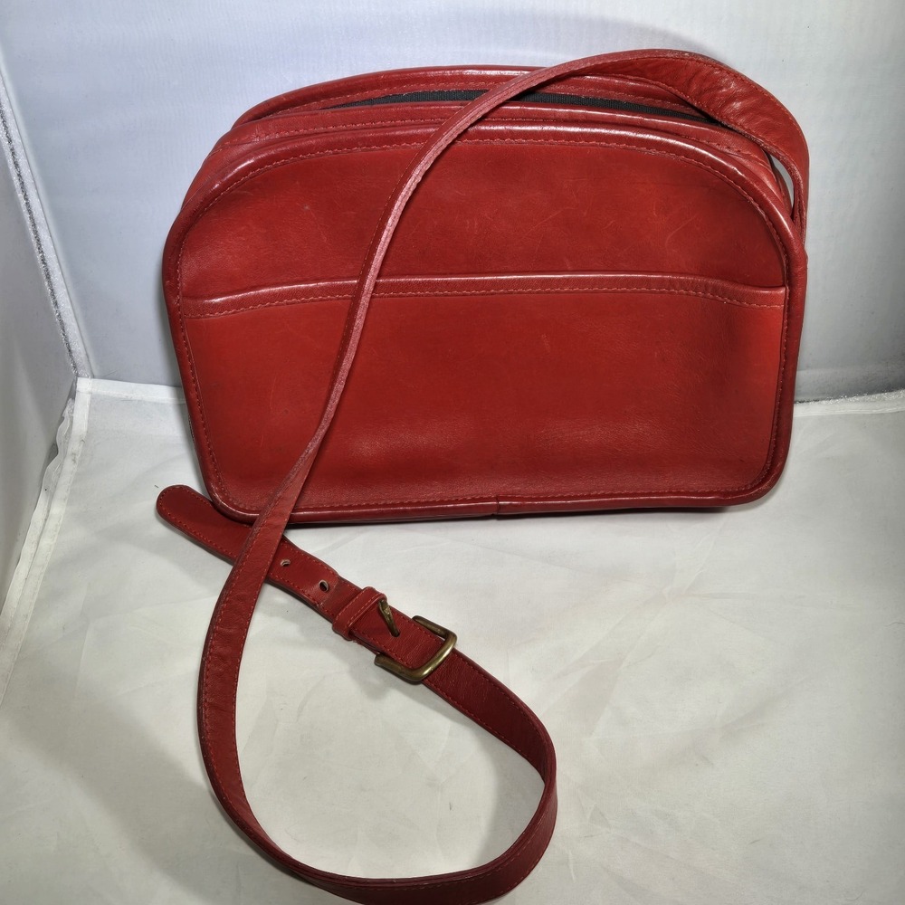 Coach Vintage Red Leather Crossbody Shoulder Camera Bag Purse 446-1742